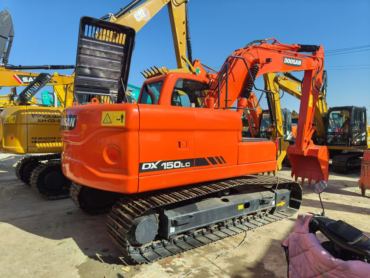 Escavadeira DOOSAN DX150: foto 24