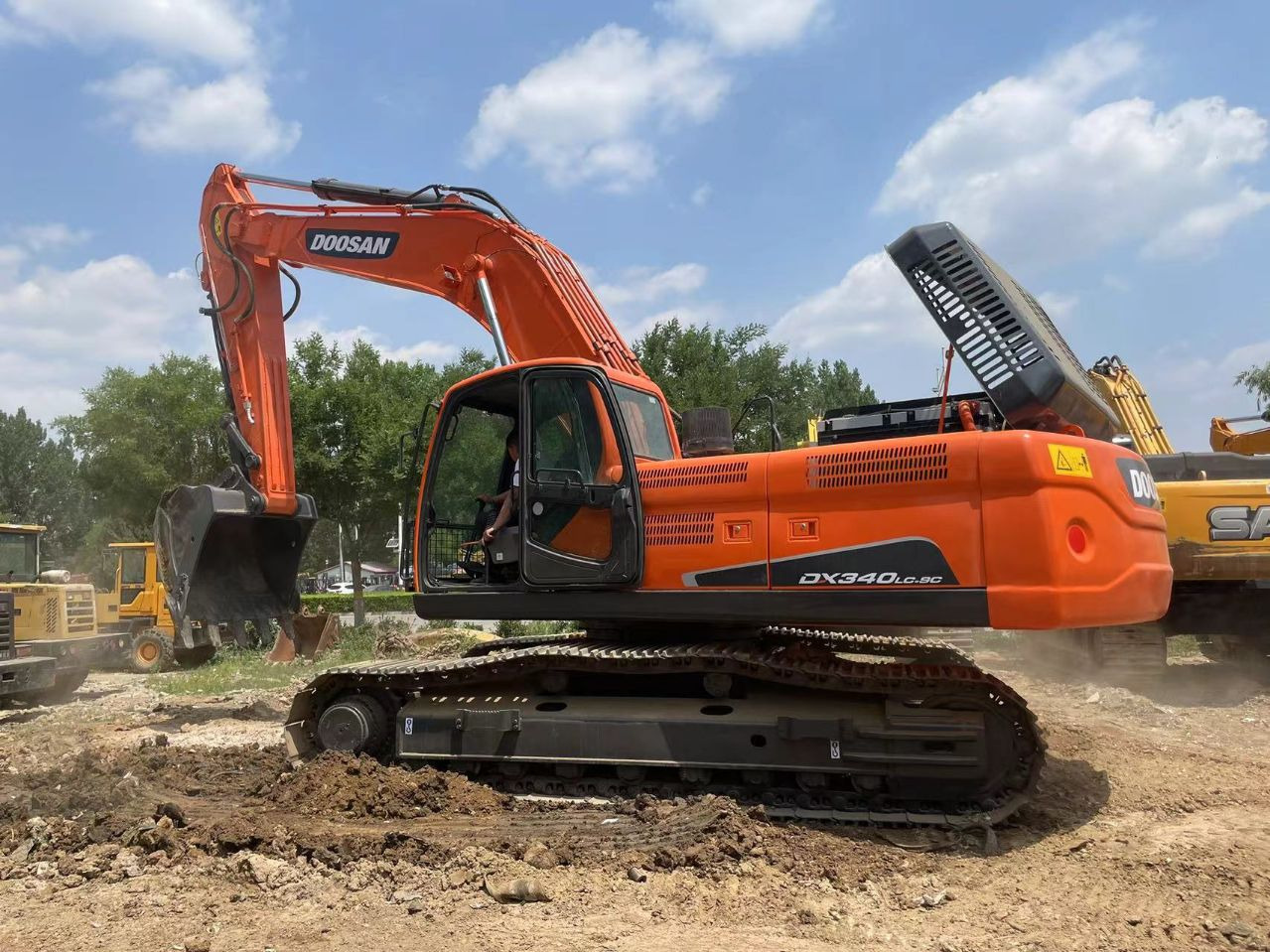 DOOSAN DX340 - Escavadora de rastos: foto 1 DOOSAN DX340 - Escavadora de rastos: foto 1
