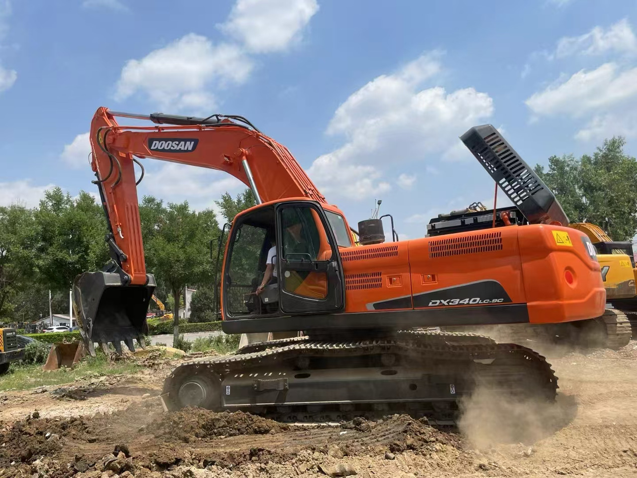 DOOSAN DX340LC-9C - Escavadora de rastos: foto 1 DOOSAN DX340LC-9C - Escavadora de rastos: foto 1
