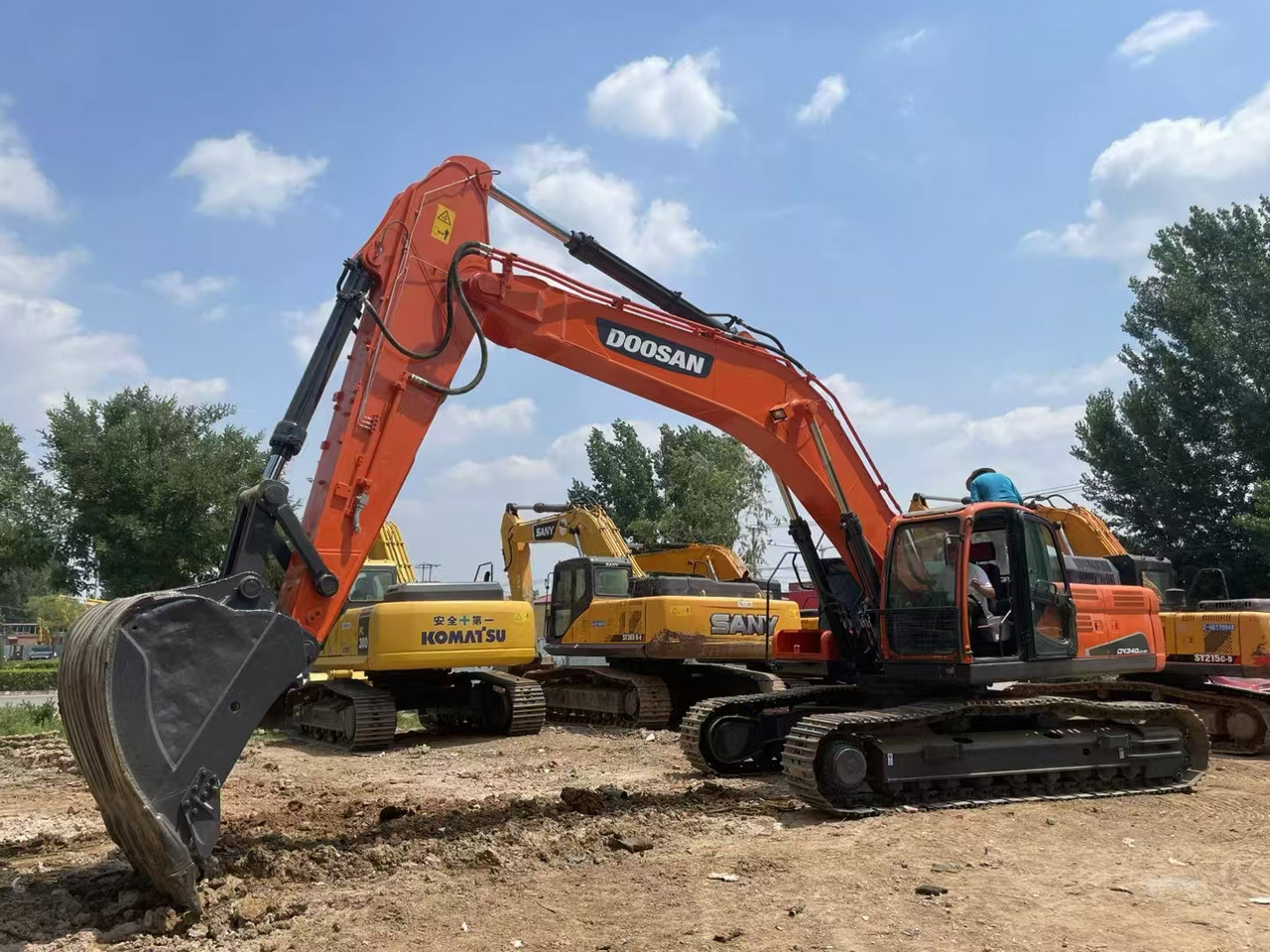 DOOSAN DX340LC-9C - Escavadora de rastos: foto 2 DOOSAN DX340LC-9C - Escavadora de rastos: foto 2