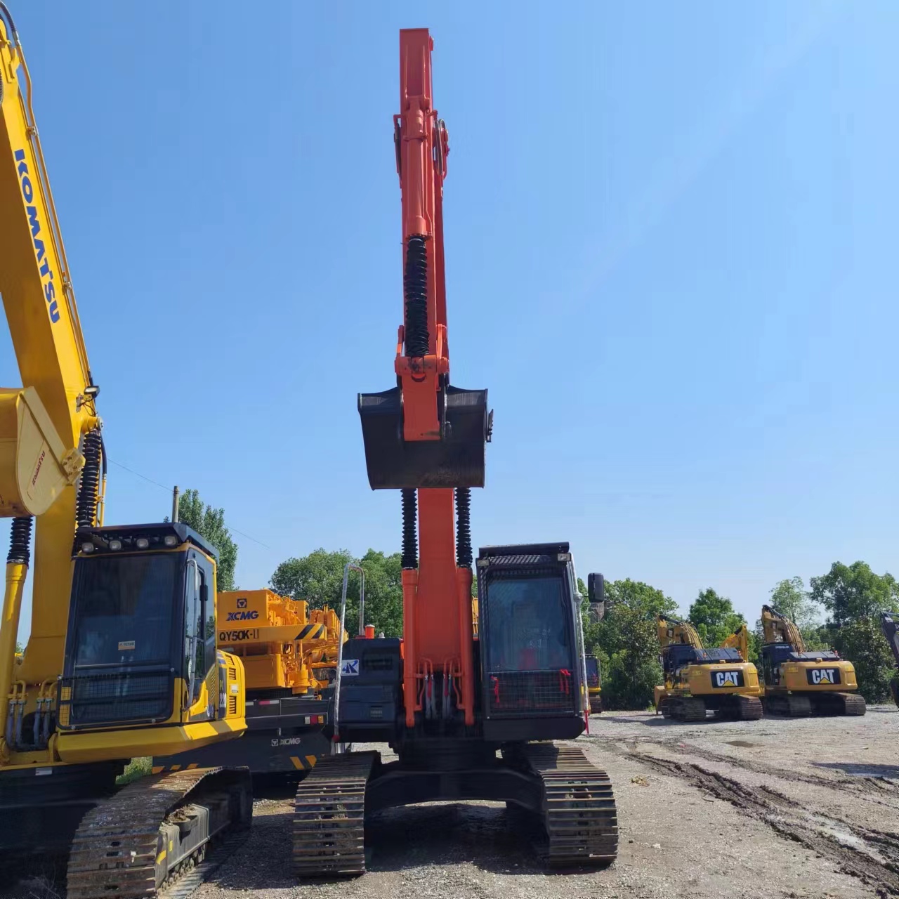 HITACHI ZX210 - Escavadora de rastos: foto 4 HITACHI ZX210 - Escavadora de rastos: foto 4