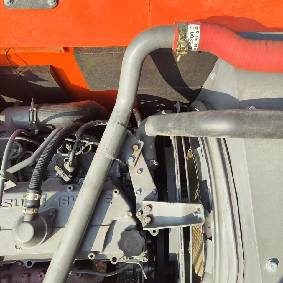 HITACHI ZX210 - Escavadora de rastos: foto 5 HITACHI ZX210 - Escavadora de rastos: foto 5