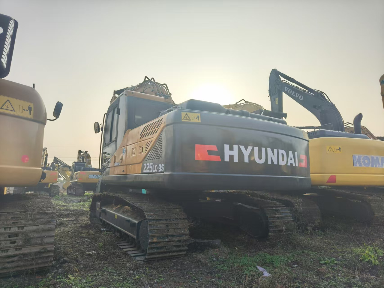Escavadora de rastos HYUNDAI ROBEX 225LC-9S: foto 7