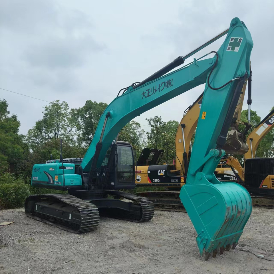 KOBELCO SK210 - Escavadora de rastos: foto 4 KOBELCO SK210 - Escavadora de rastos: foto 4