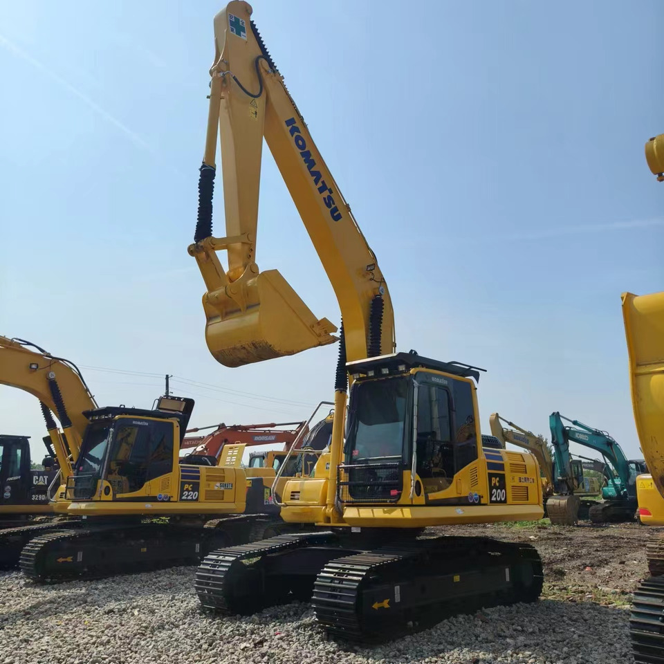 KOMATSU PC 200-8N1 - Escavadora de rastos: foto 4 KOMATSU PC 200-8N1 - Escavadora de rastos: foto 4