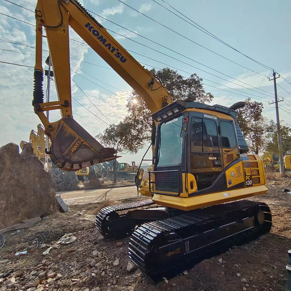 KOMATSU PC130 - Escavadora de rastos: foto 2 KOMATSU PC130 - Escavadora de rastos: foto 2
