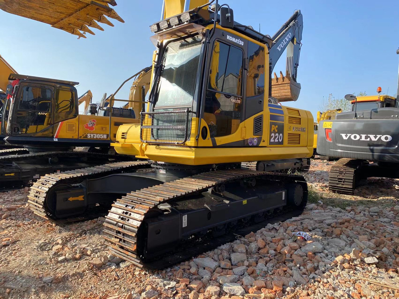 KOMATSU PC220 - Escavadora de rastos: foto 3 KOMATSU PC220 - Escavadora de rastos: foto 3