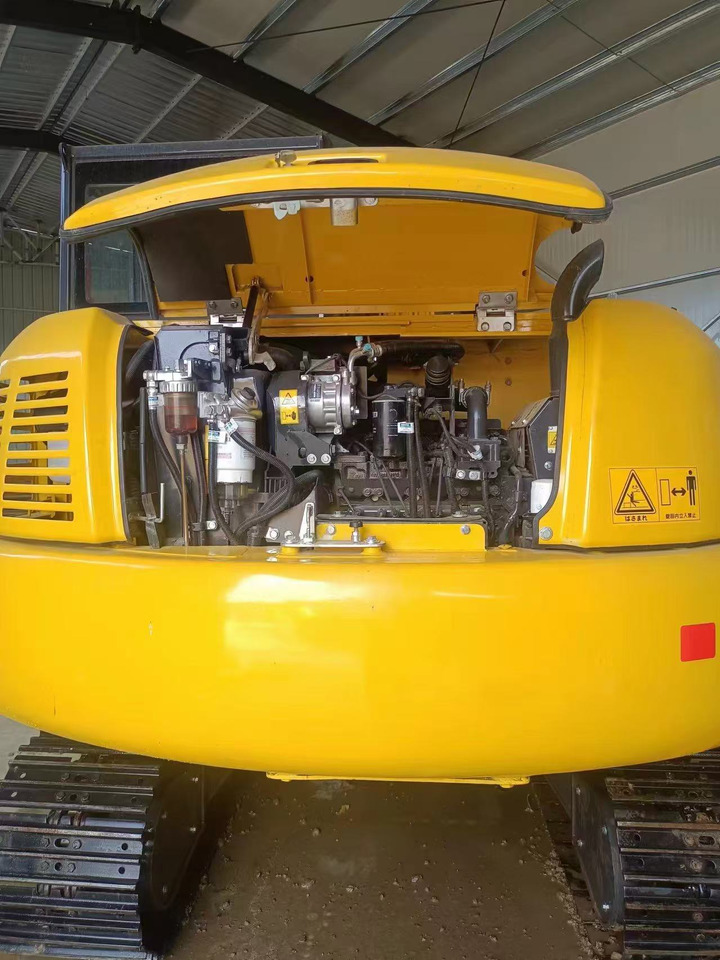 KOMATSU PC70 - Escavadora de rastos: foto 4 KOMATSU PC70 - Escavadora de rastos: foto 4