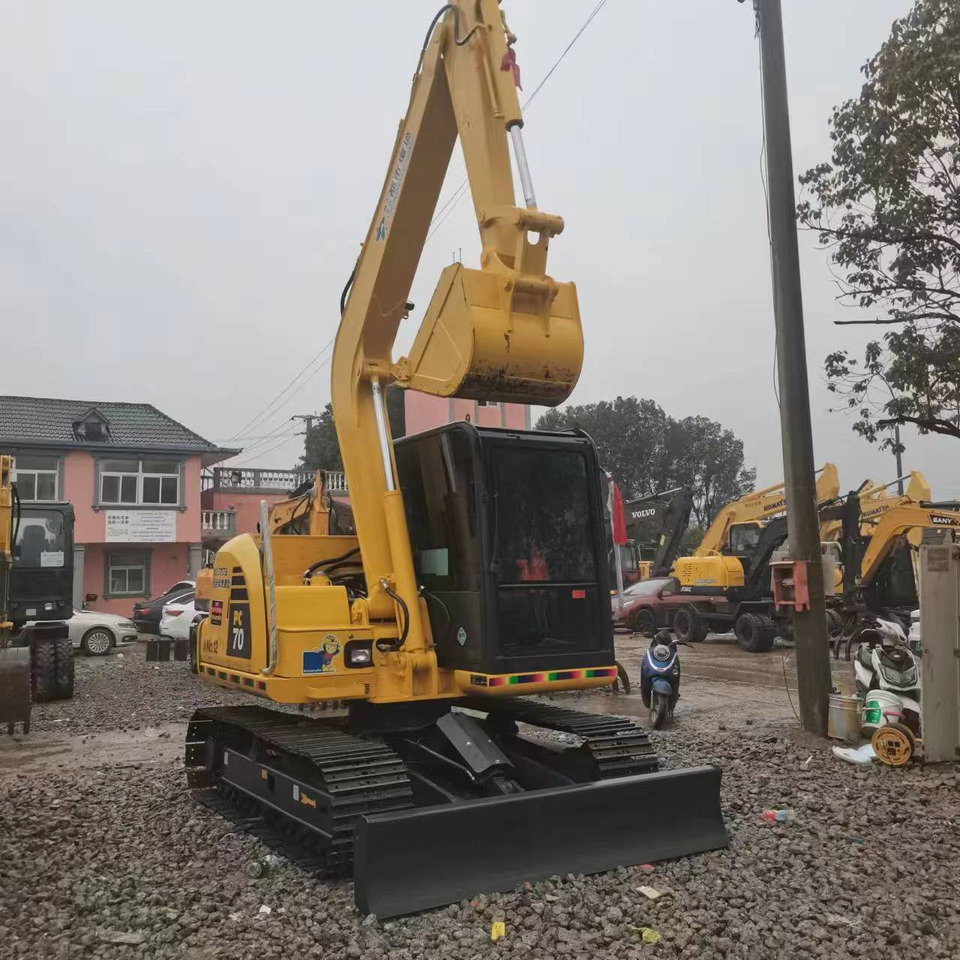 KOMATSU PC70 - Mini escavadeira: foto 1 KOMATSU PC70 - Mini escavadeira: foto 1