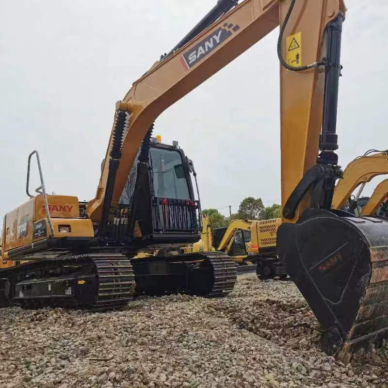 SANY SY135C - Escavadora de rastos: foto 1 SANY SY135C - Escavadora de rastos: foto 1