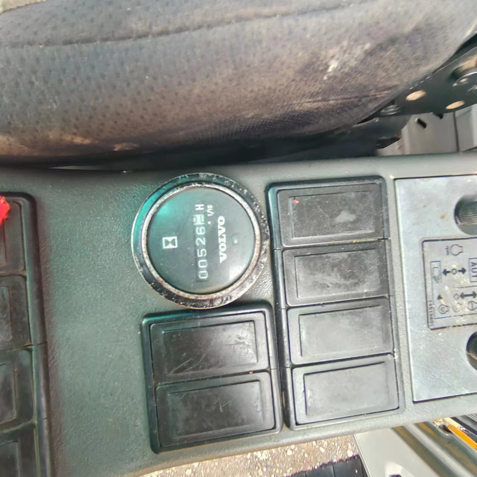 VOLVO EC240 - Escavadora de rastos: foto 3 VOLVO EC240 - Escavadora de rastos: foto 3