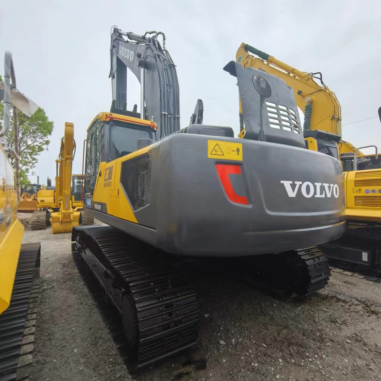 Escavadora de rastos VOLVO EC300: foto 8