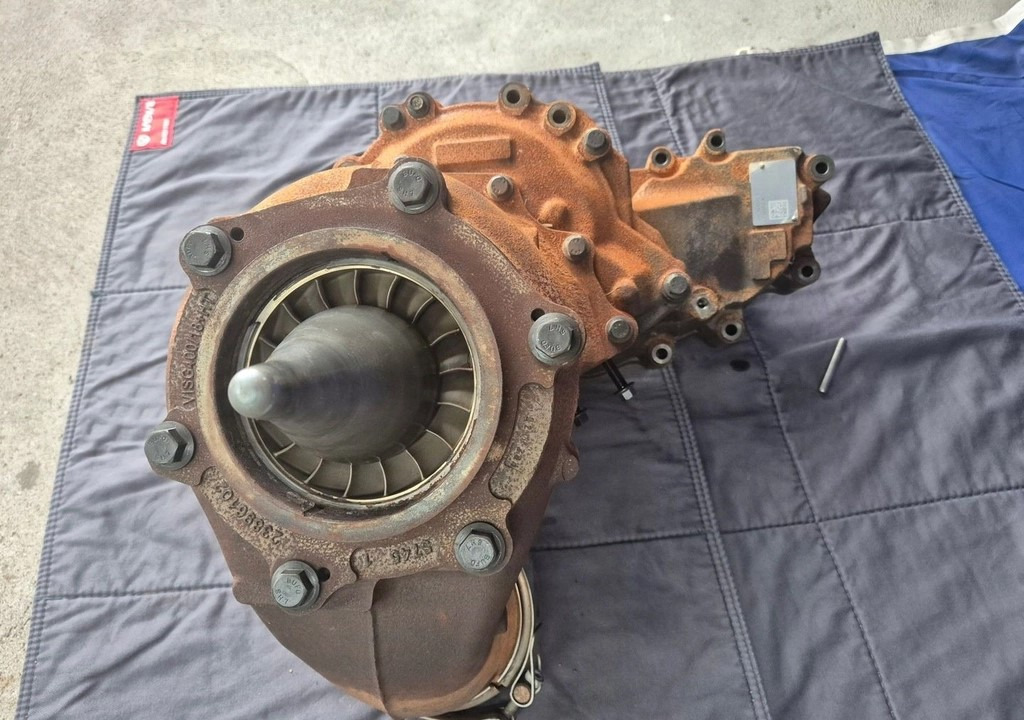 COMPOUND I-SAVE VOLVO FH 5 Renault T-Serie Evo P23875327 - Turbocompressor: foto 2 COMPOUND I-SAVE VOLVO FH 5 Renault T-Serie Evo P23875327 - Turbocompressor: foto 2