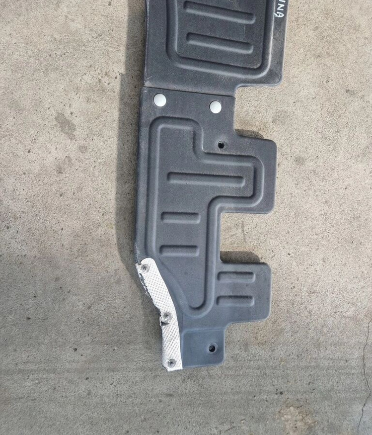 EKOLOGIA WYCISZENIE WYGŁUSZENIE OSŁONA SILNIKA LEWA FORD F-MAX CARGO EURO 6 Ford F-MAX CARGO - Motor e peças de Caminhão: foto 2 EKOLOGIA WYCISZENIE WYGŁUSZENIE OSŁONA SILNIKA LEWA FORD F-MAX CARGO EURO 6 Ford F-MAX CARGO - Motor e peças de Caminhão: foto 2