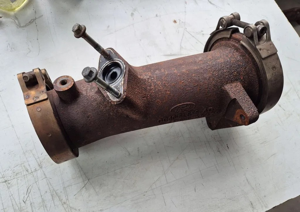 FORD RURA WYDECHOWA TURBINY ŁĄCZNIK FORD F-MAX TRUCKS GC46-6L656-AD EURO 6 - Motor e peças de Caminhão: foto 1 FORD RURA WYDECHOWA TURBINY ŁĄCZNIK FORD F-MAX TRUCKS GC46-6L656-AD EURO 6 - Motor e peças de Caminhão: foto 1