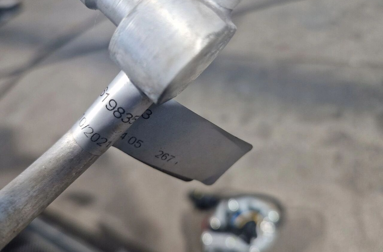 Ford F-MAX CARGO JC46-19835-AC   Ford F-MAX CARGO truck - Peça de ar condicionado de Caminhão: foto 3 Ford F-MAX CARGO JC46-19835-AC   Ford F-MAX CARGO truck - Peça de ar condicionado de Caminhão: foto 3