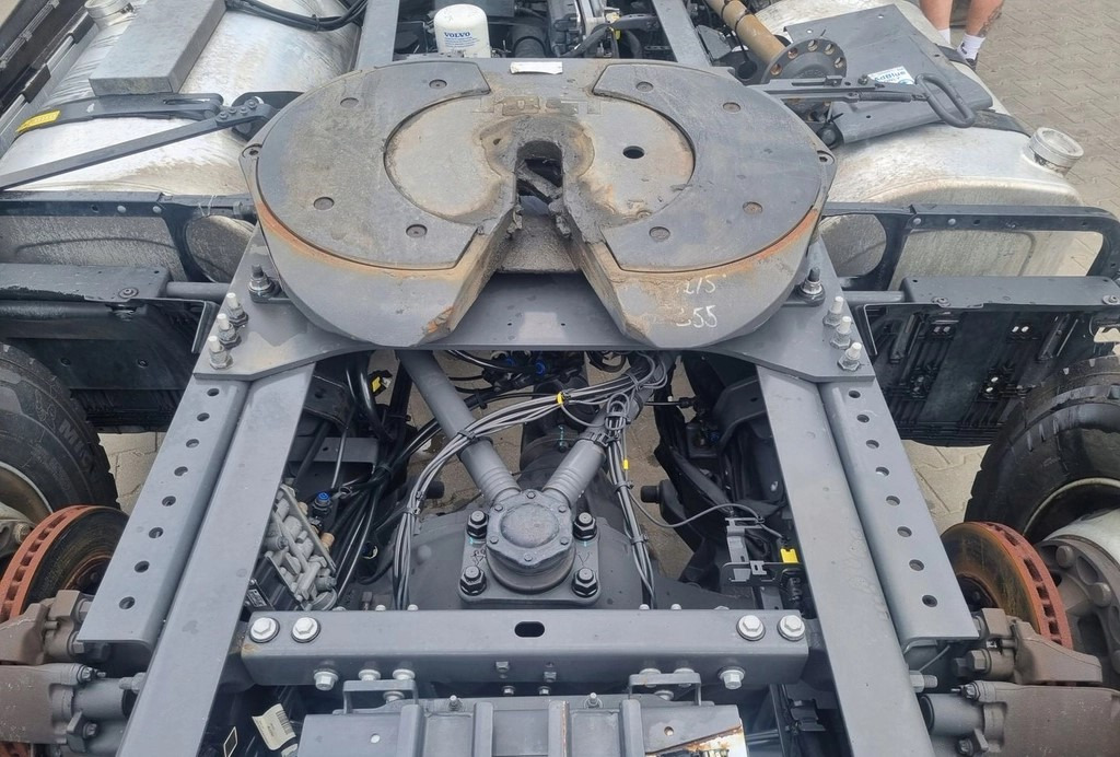 JOST 150 MM VOLVO FH 4 FM 4 FH 5 FM 5 RENAULT GAMA T C K VOLVO FH 4 FM 4 FH 5 FM 5 RENAULT GAMA T C K - Quinta-roda: foto 4 JOST 150 MM VOLVO FH 4 FM 4 FH 5 FM 5 RENAULT GAMA T C K VOLVO FH 4 FM 4 FH 5 FM 5 RENAULT GAMA T C K - Quinta-roda: foto 4