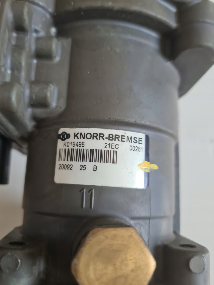 KNORR-BREMSE ZAWÓR GŁÓWNY HAMULCOWY POD PEDAŁ FORD F-MAX 500 TRUCKS EURO 6 CARGO - Peças de freio de Caminhão: foto 4 KNORR-BREMSE ZAWÓR GŁÓWNY HAMULCOWY POD PEDAŁ FORD F-MAX 500 TRUCKS EURO 6 CARGO - Peças de freio de Caminhão: foto 4