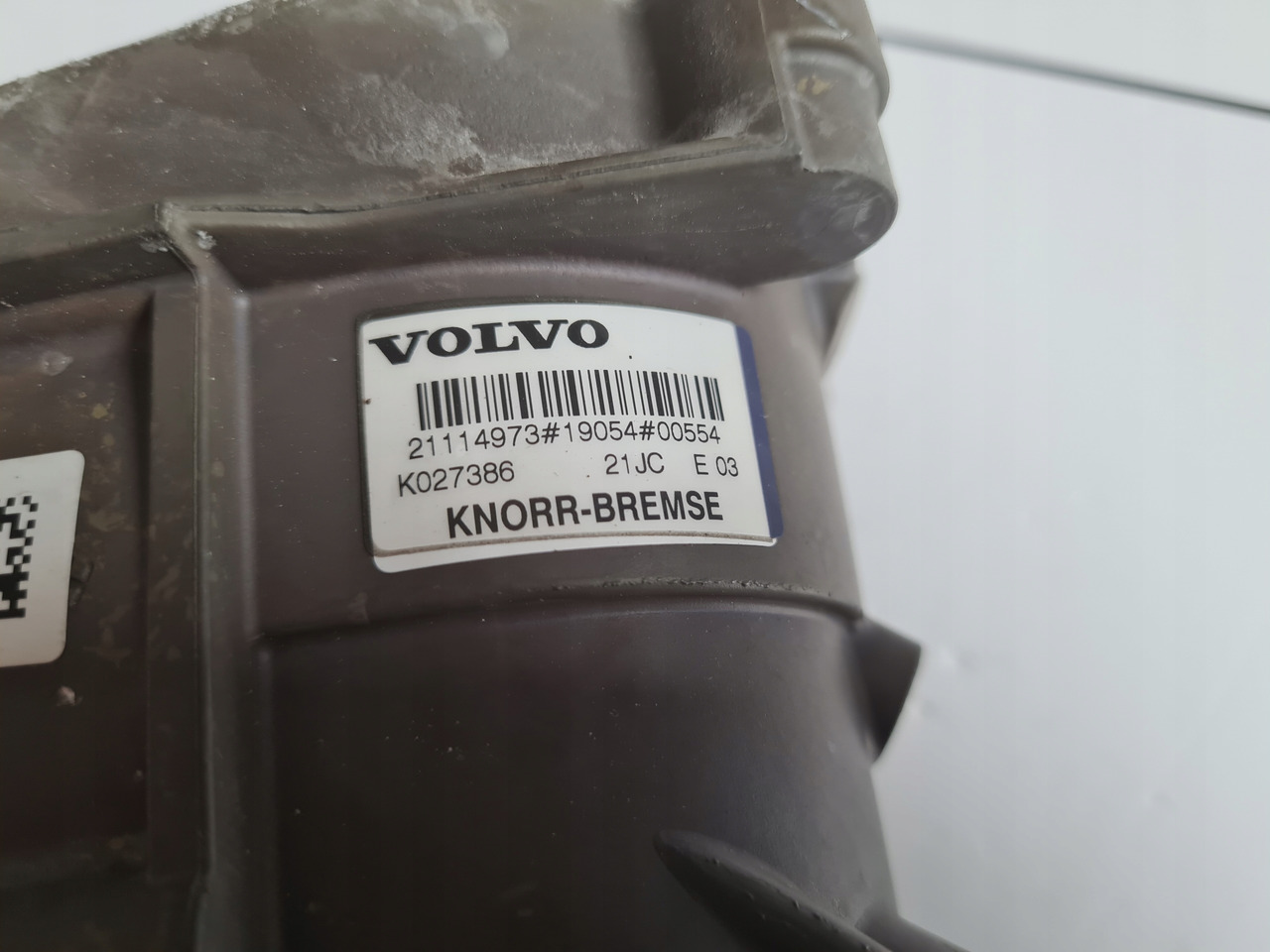 KNORR-BREMSE ZAWÓR GŁÓWNY POD PEDAŁ HAMULCA VOLVO FH 4 FM 4 FMX - Peças de freio de Caminhão: foto 4 KNORR-BREMSE ZAWÓR GŁÓWNY POD PEDAŁ HAMULCA VOLVO FH 4 FM 4 FMX - Peças de freio de Caminhão: foto 4