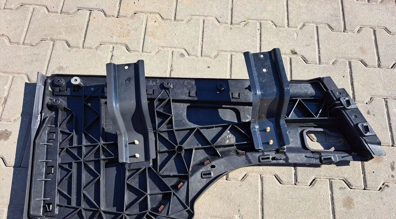 PRZEDŁUŻENIE STOPNICY LEWE ORYGINAŁ FORD F-MAX EURO 6 Ford F-MAX - Porta e peças de Caminhão: foto 5 PRZEDŁUŻENIE STOPNICY LEWE ORYGINAŁ FORD F-MAX EURO 6 Ford F-MAX - Porta e peças de Caminhão: foto 5