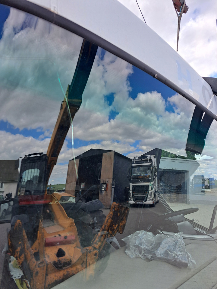 RENAULT KOMPLETNA KABINA NISKA RENAULT PREMIUM LANDER KERAX DXI - Cabine de Caminhão: foto 3 RENAULT KOMPLETNA KABINA NISKA RENAULT PREMIUM LANDER KERAX DXI - Cabine de Caminhão: foto 3