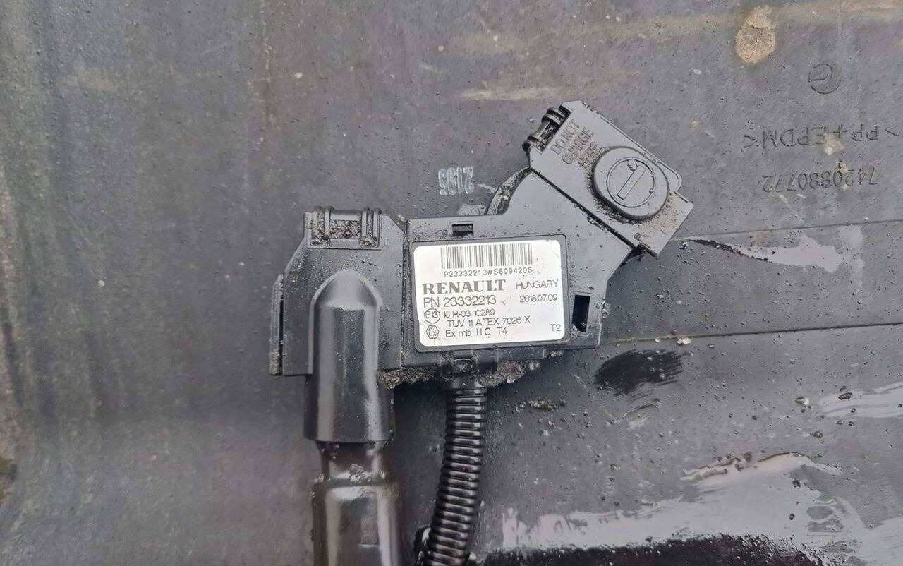 Renault AKUMULATORA 23332213 Renault GAMA RANGE T - Sensor de Caminhão: foto 1 Renault AKUMULATORA 23332213 Renault GAMA RANGE T - Sensor de Caminhão: foto 1