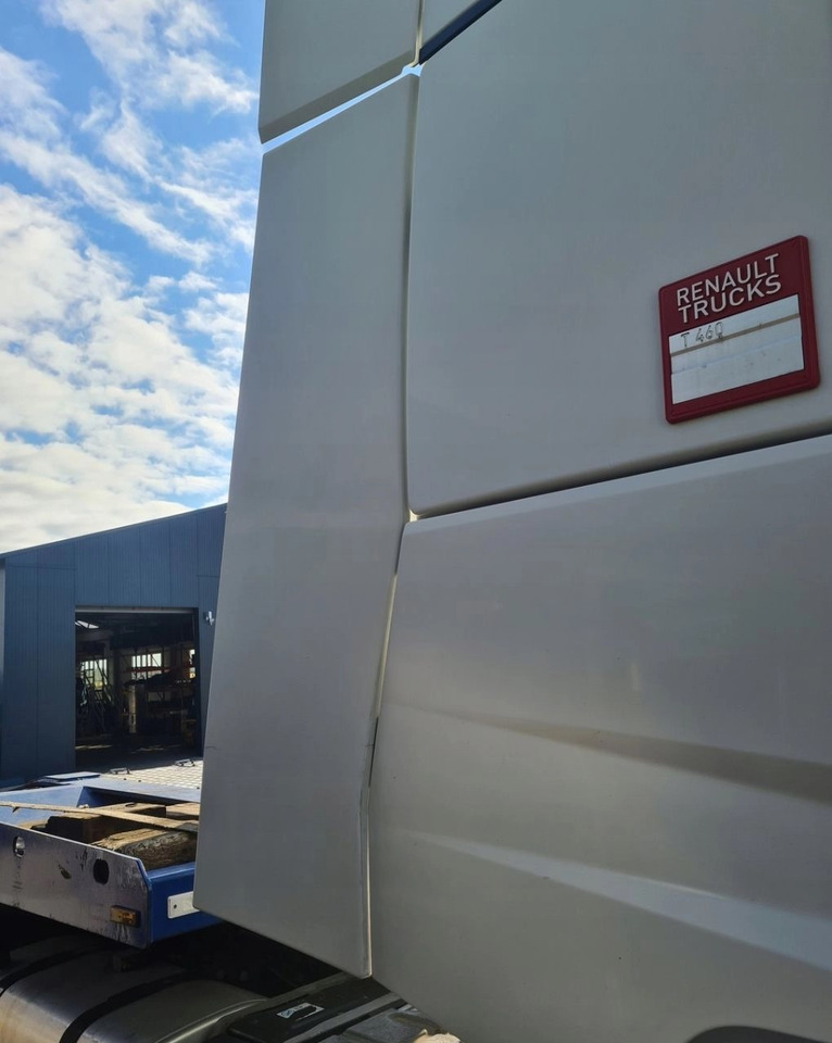 SPOILERY OWIEWKI KABINY ZAKABINOWE STELAŻ KOMPLET RENAULT GAMA T RANGE  - Aerodinâmica/ Aerofólio: foto 5 SPOILERY OWIEWKI KABINY ZAKABINOWE STELAŻ KOMPLET RENAULT GAMA T RANGE  - Aerodinâmica/ Aerofólio: foto 5