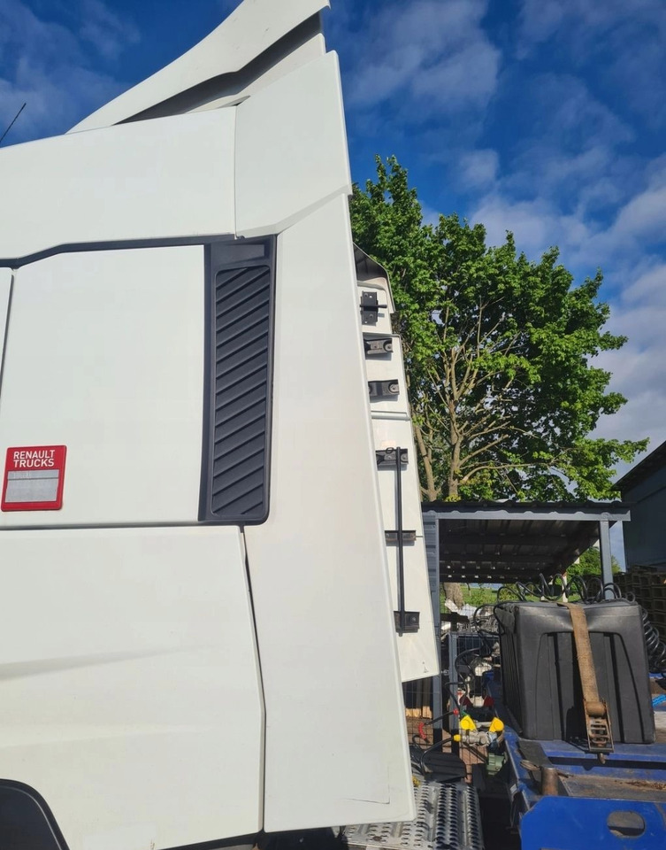 SPOILERY OWIEWKI KABINY ZAKABINOWE STELAŻ KOMPLET RENAULT GAMA T RANGE  - Aerodinâmica/ Aerofólio: foto 3 SPOILERY OWIEWKI KABINY ZAKABINOWE STELAŻ KOMPLET RENAULT GAMA T RANGE  - Aerodinâmica/ Aerofólio: foto 3