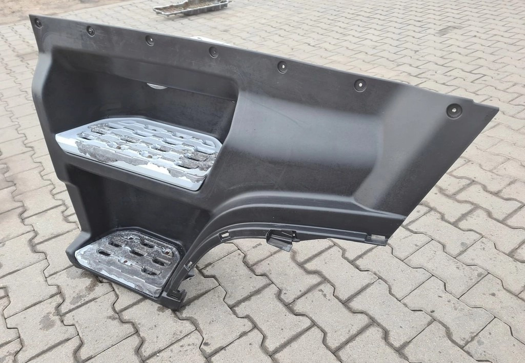 STOPNICA KOMPLETNA LEWA GÓRNA STOPIEŃ FORD F-MAX 500 TRUCKS - Estribo: foto 3 STOPNICA KOMPLETNA LEWA GÓRNA STOPIEŃ FORD F-MAX 500 TRUCKS - Estribo: foto 3