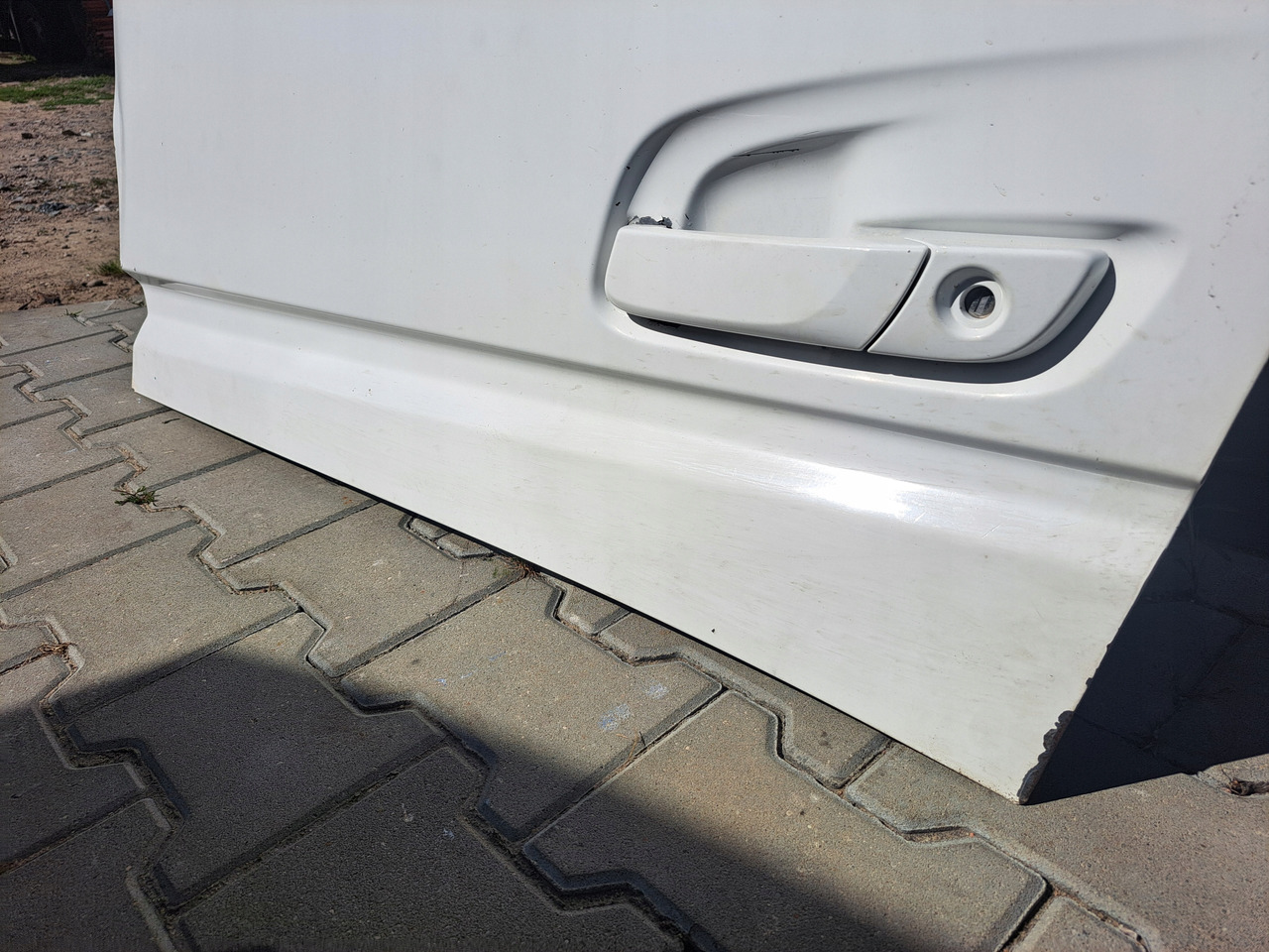 VOLVO DRZWI KOMPLETNE LEWE VOLVO FH 4 EURO 6 - Porta e peças: foto 3 VOLVO DRZWI KOMPLETNE LEWE VOLVO FH 4 EURO 6 - Porta e peças: foto 3