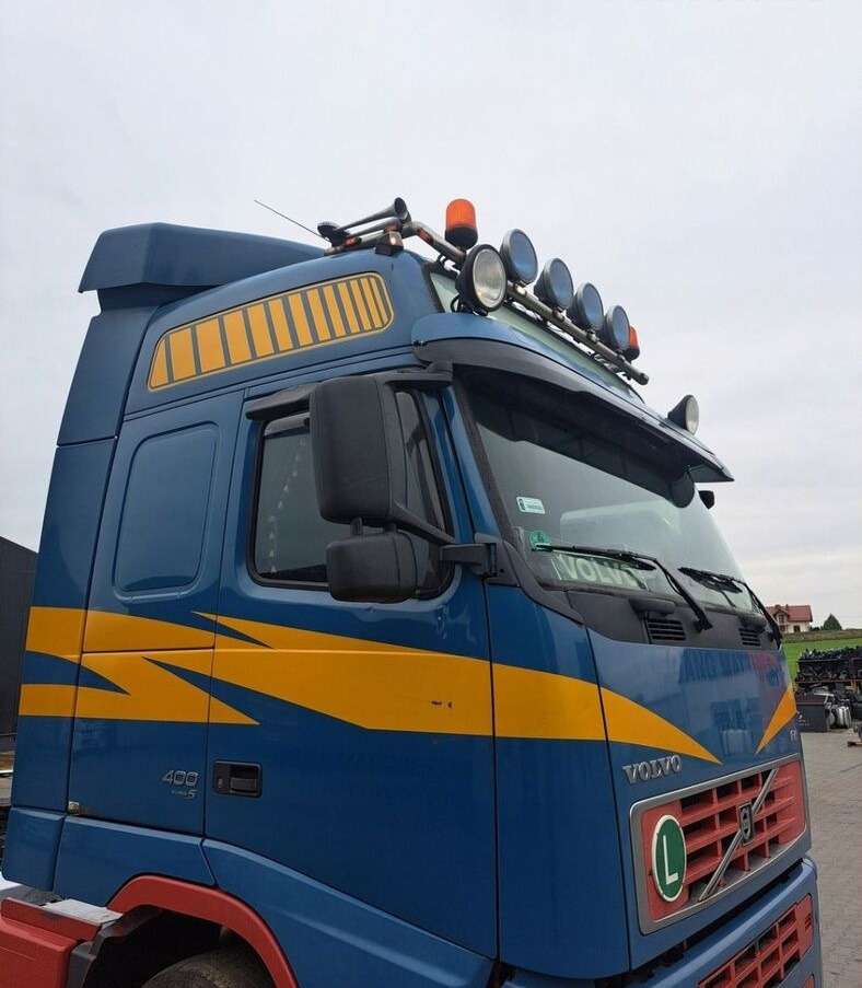 Volvo FH 12 13 - Cabine de Caminhão: foto 1 Volvo FH 12 13 - Cabine de Caminhão: foto 1