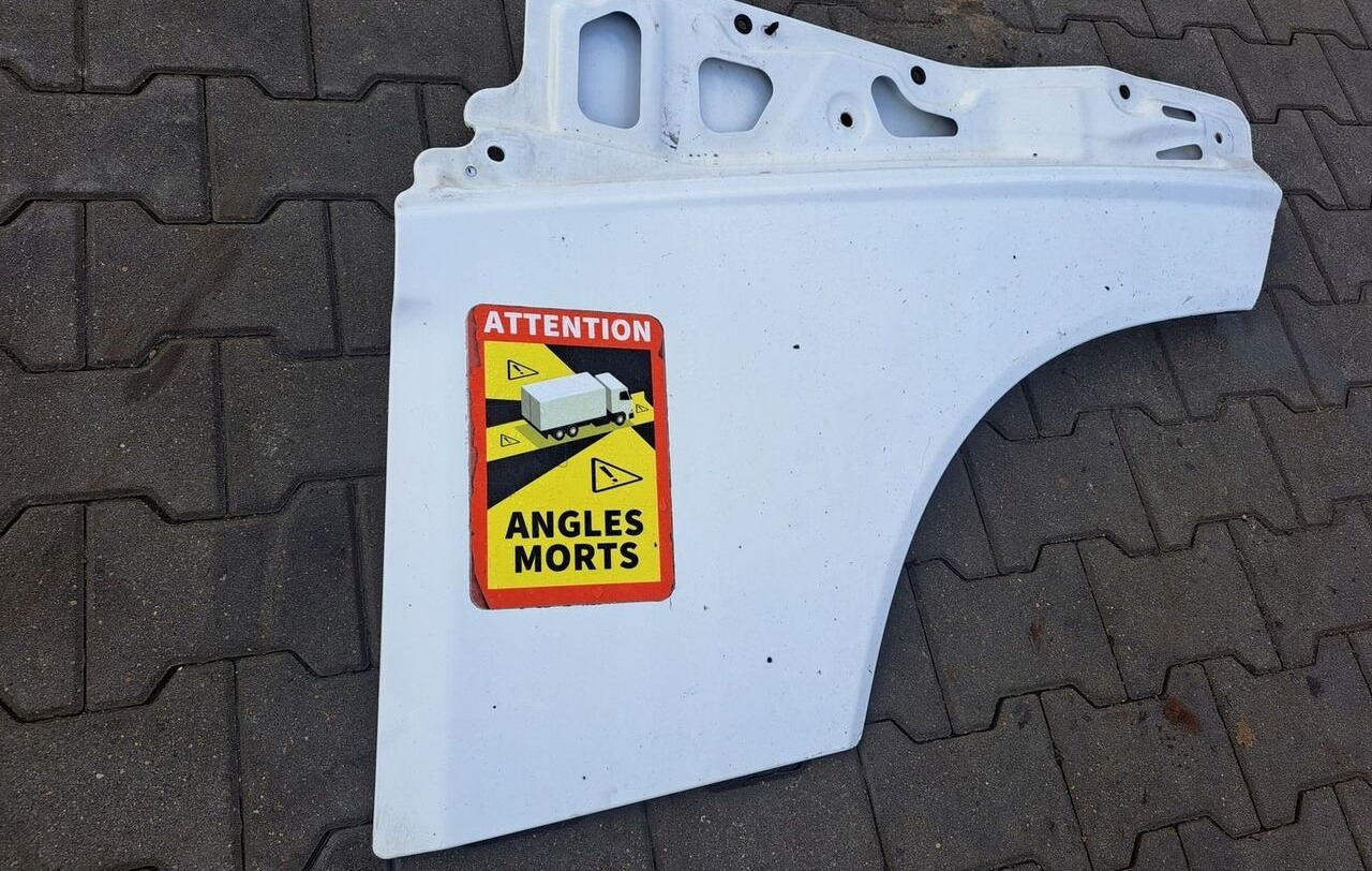 Volvo FH 4 EURO 6 truck - Carroceria e exterior de Caminhão: foto 2 Volvo FH 4 EURO 6 truck - Carroceria e exterior de Caminhão: foto 2