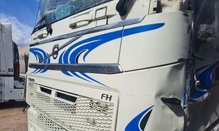 Volvo KOMPLETNA GÓRNA ATRAPA Volvo FH 4 - Capô de Caminhão: foto 3 Volvo KOMPLETNA GÓRNA ATRAPA Volvo FH 4 - Capô de Caminhão: foto 3