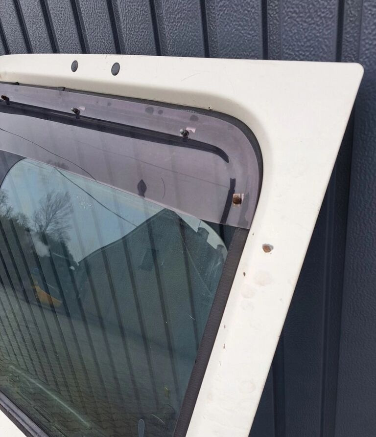 Porta e peças de Caminhão Volvo KOMPLETNE LEWE FH 13 LIFT   Volvo OE: foto 6