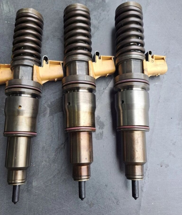 Volvo POMPOWTRYSKI KOMPLET FH 16 D16 20564930 Volvo - Injector de Caminhão: foto 5 Volvo POMPOWTRYSKI KOMPLET FH 16 D16 20564930 Volvo - Injector de Caminhão: foto 5