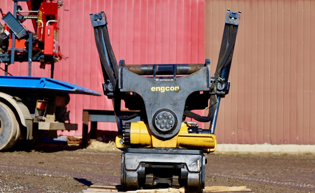 Engcon Engcon EC233S-QS80-SS10 - Tiltrotator: foto 3 Engcon Engcon EC233S-QS80-SS10 - Tiltrotator: foto 3