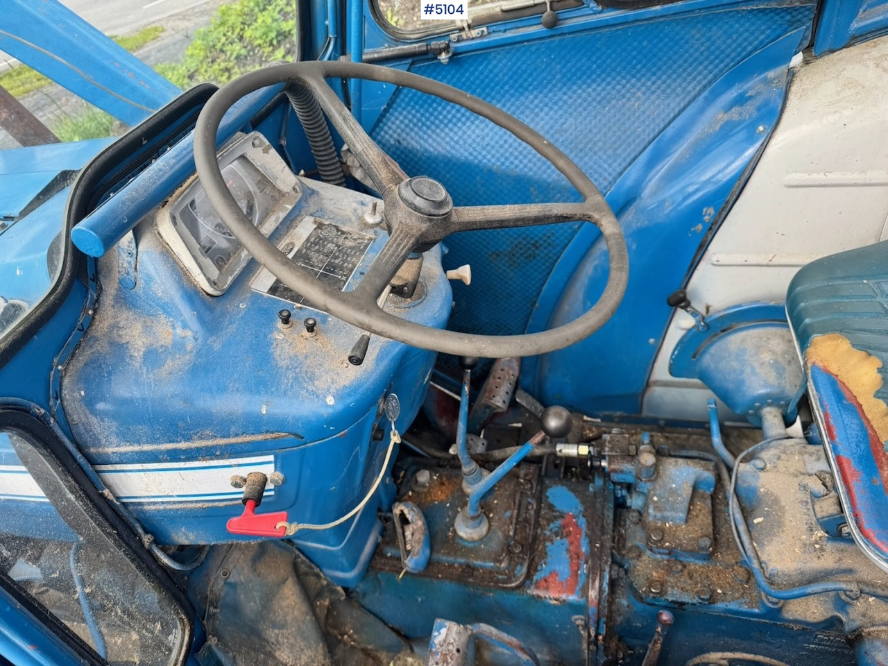 Trator 1972 Ford 3000 4x2 w/ Front loader: foto 13