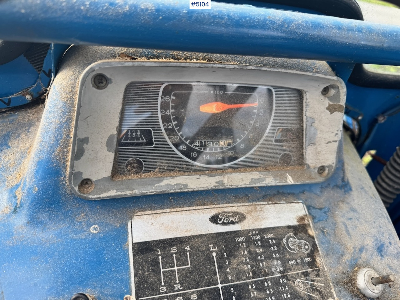 Trator 1972 Ford 3000 4x2 w/ Front loader: foto 14