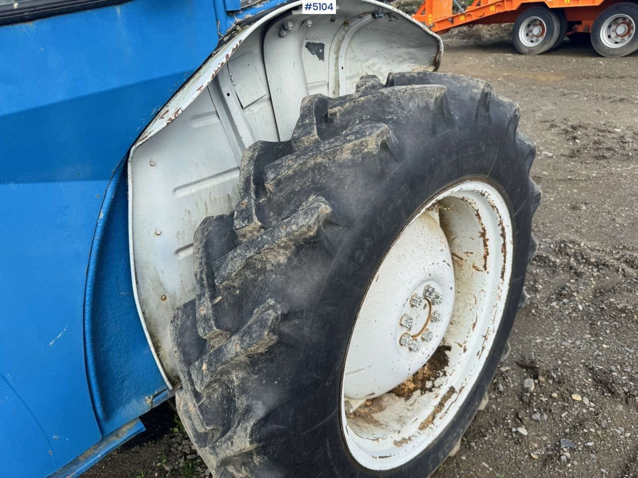 Trator 1972 Ford 3000 4x2 w/ Front loader: foto 25