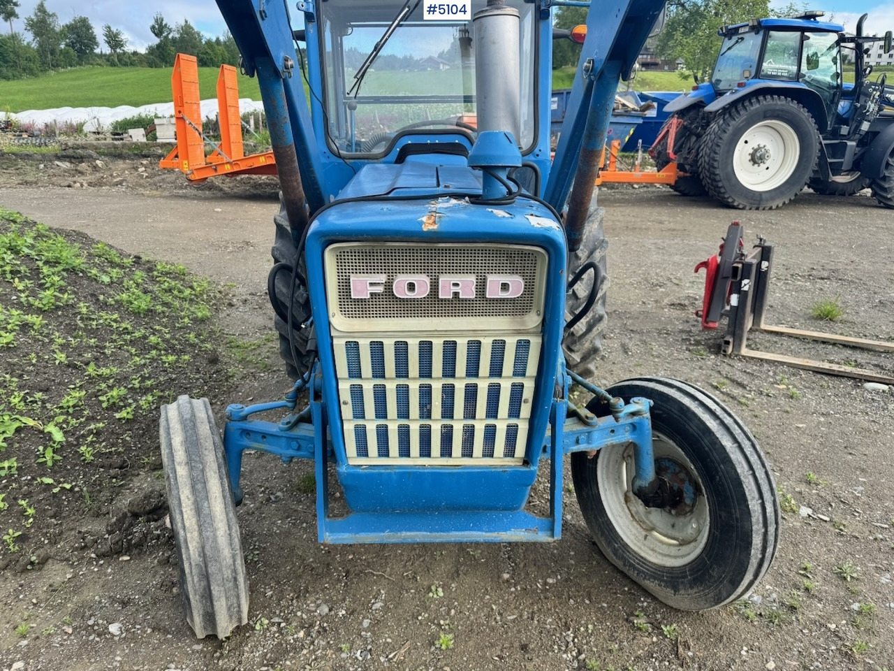 Trator 1972 Ford 3000 4x2 w/ Front loader: foto 9