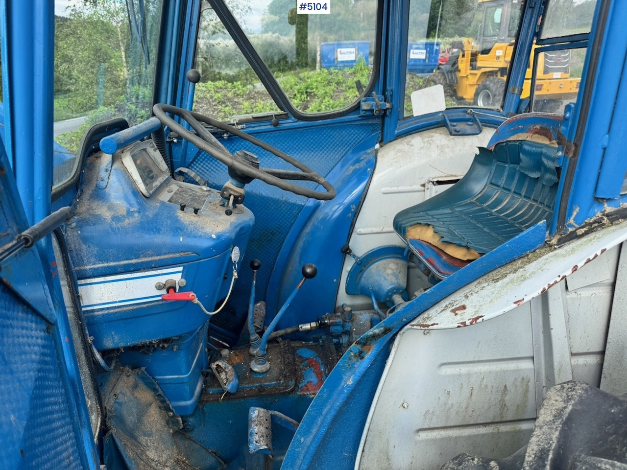 Trator 1972 Ford 3000 4x2 w/ Front loader: foto 11