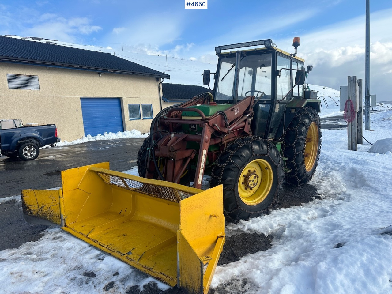 1981 John Deere 2040 w/ loader, triangle, snow blower, pallet forks and hydraulic unit. WATCH VIDEO. - Trator: foto 1 1981 John Deere 2040 w/ loader, triangle, snow blower, pallet forks and hydraulic unit. WATCH VIDEO. - Trator: foto 1