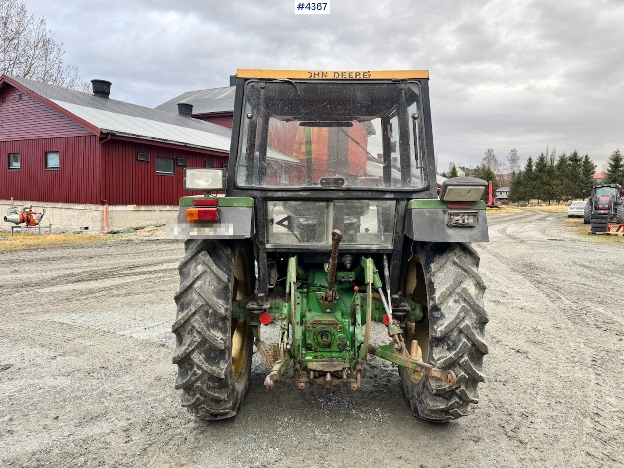 1982 John Deere 1140 4x2 Tractor w/ Twin Wheels and Chains. - Trator: foto 5 1982 John Deere 1140 4x2 Tractor w/ Twin Wheels and Chains. - Trator: foto 5
