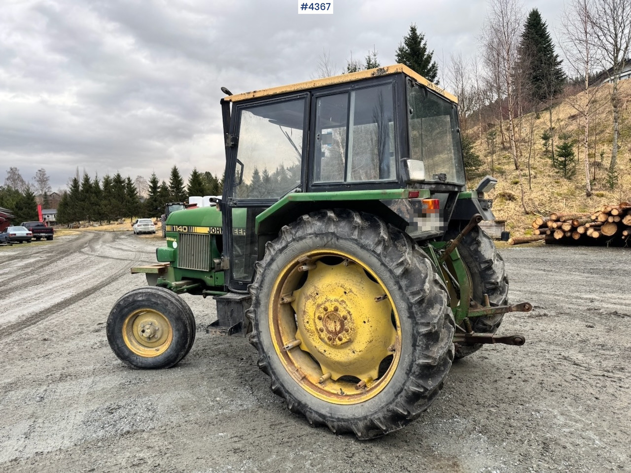 1982 John Deere 1140 4x2 Tractor w/ Twin Wheels and Chains. - Trator: foto 4 1982 John Deere 1140 4x2 Tractor w/ Twin Wheels and Chains. - Trator: foto 4