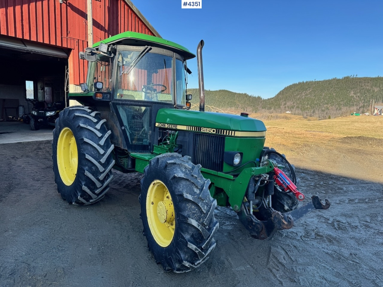 1991 John Deere 2850 4x4 Synchron w/ front hydraulics. - Trator: foto 5 1991 John Deere 2850 4x4 Synchron w/ front hydraulics. - Trator: foto 5