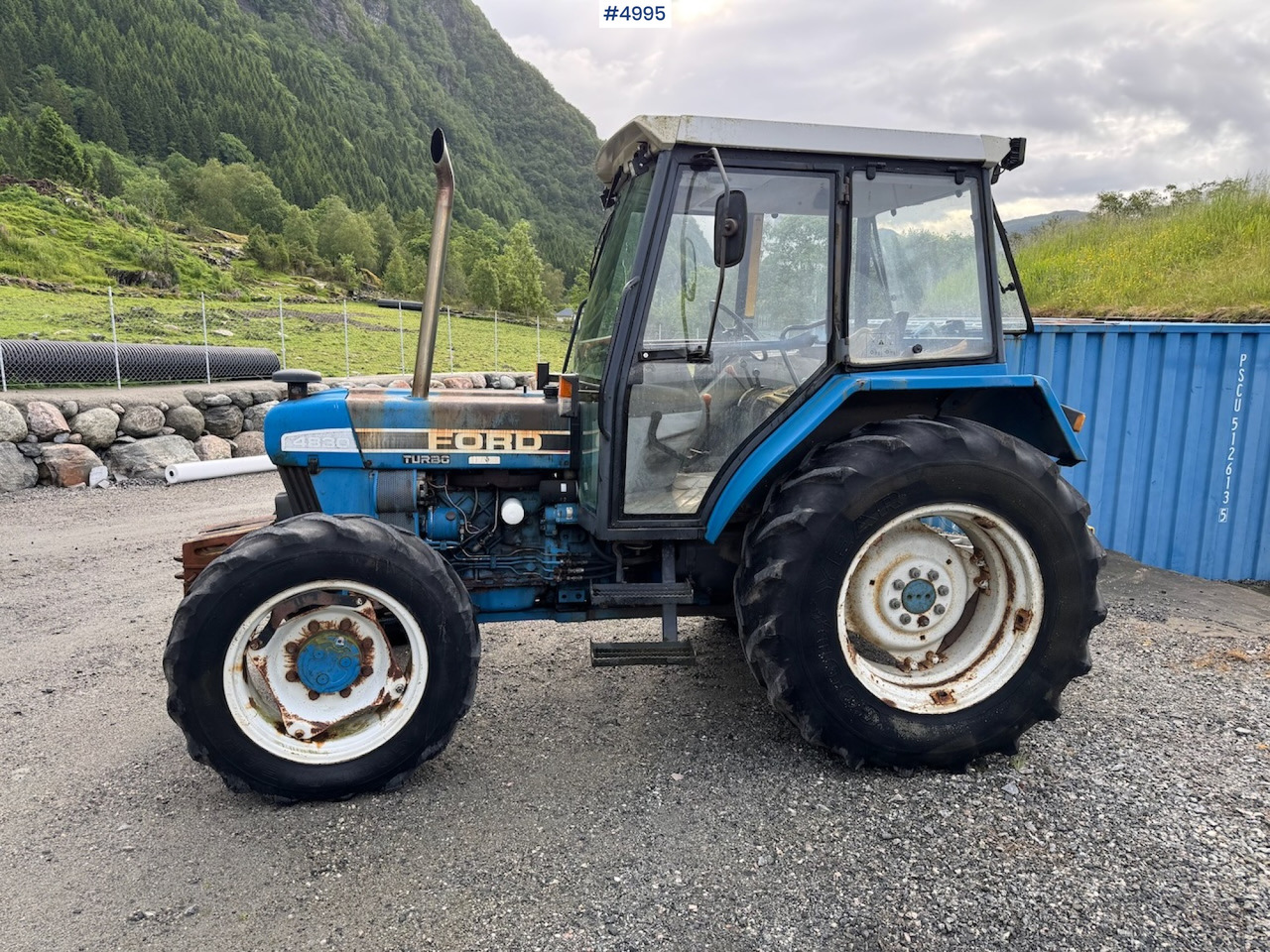 1992 Ford 4830 Turbo w/ twin wheels - Trator: foto 1 1992 Ford 4830 Turbo w/ twin wheels - Trator: foto 1