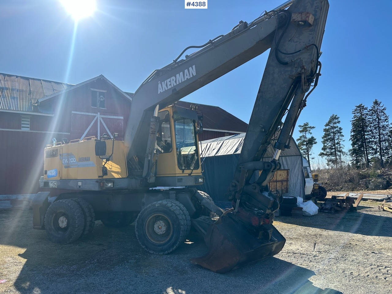 1995 Åkermann EW200 Wheel machine w/ grading bucket og tiltrotator. WATCH VIDEO. - Escavadeira: foto 1 1995 Åkermann EW200 Wheel machine w/ grading bucket og tiltrotator. WATCH VIDEO. - Escavadeira: foto 1