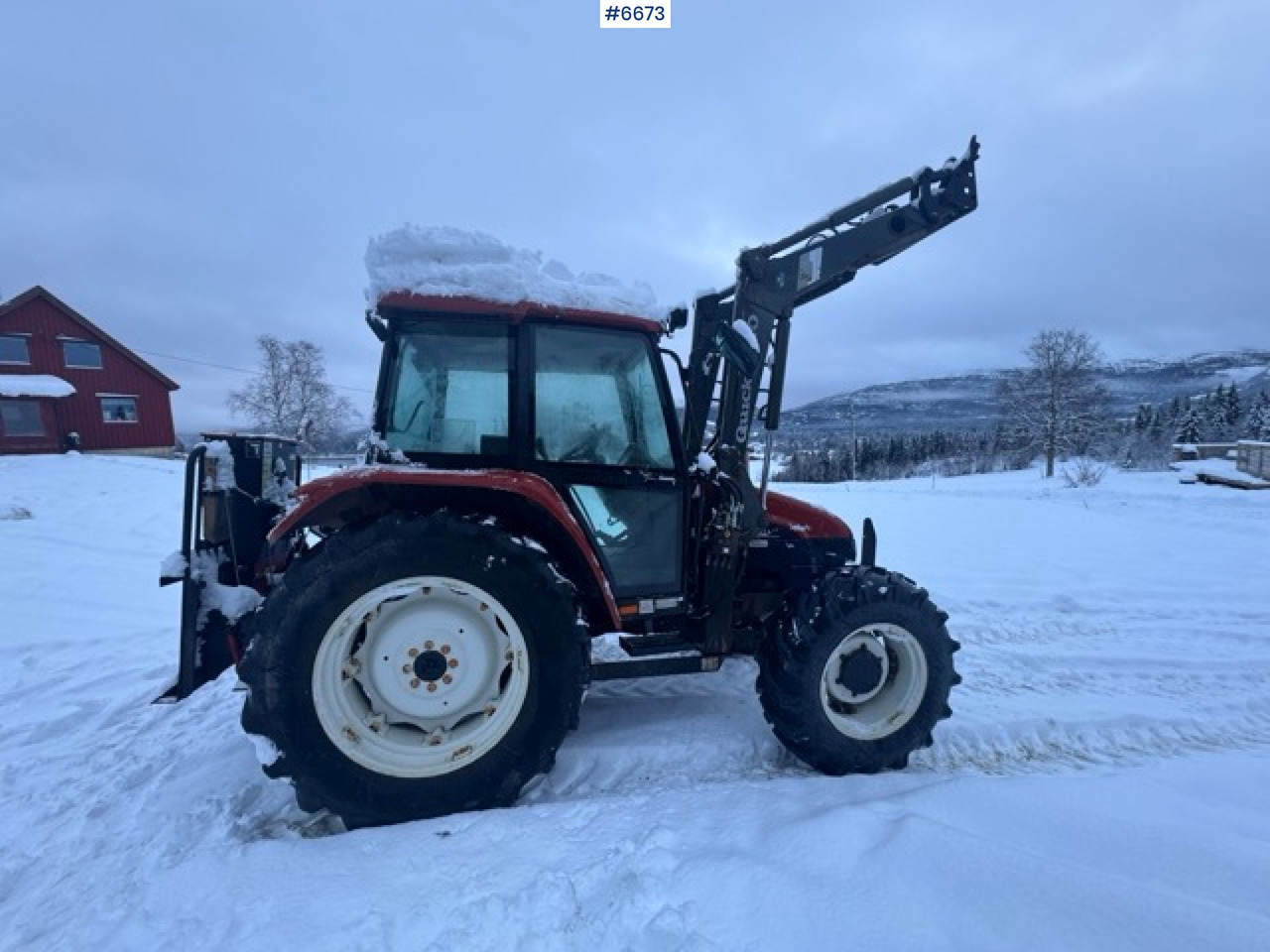 Trator 1996 New Holland L75 with front loader and 3rd function: foto 11 Trator 1996 New Holland L75 with front loader and 3rd function: foto 11