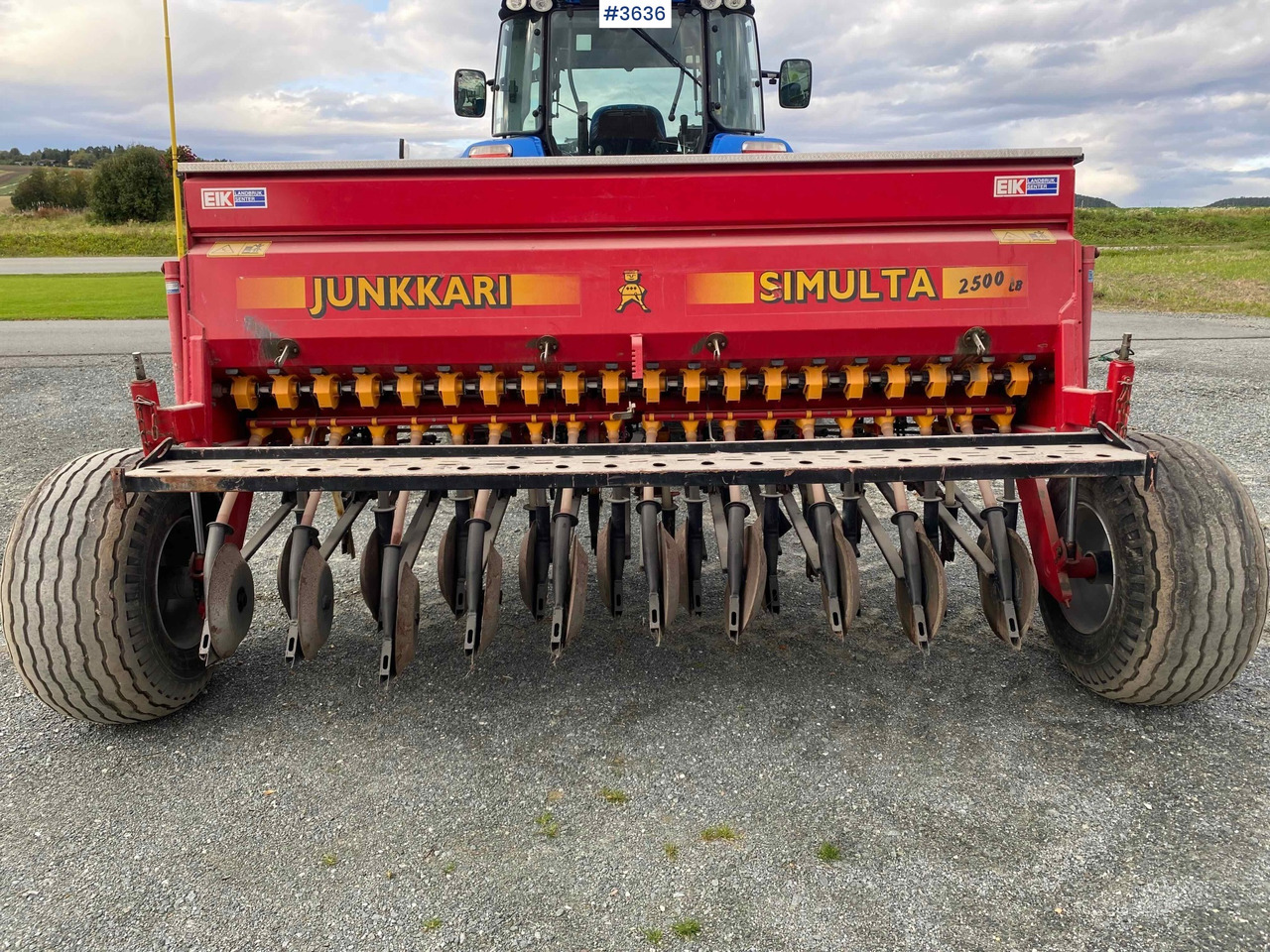 1997 Junkkari Simulta 2500 seed drill - Semeadeira: foto 2 1997 Junkkari Simulta 2500 seed drill - Semeadeira: foto 2