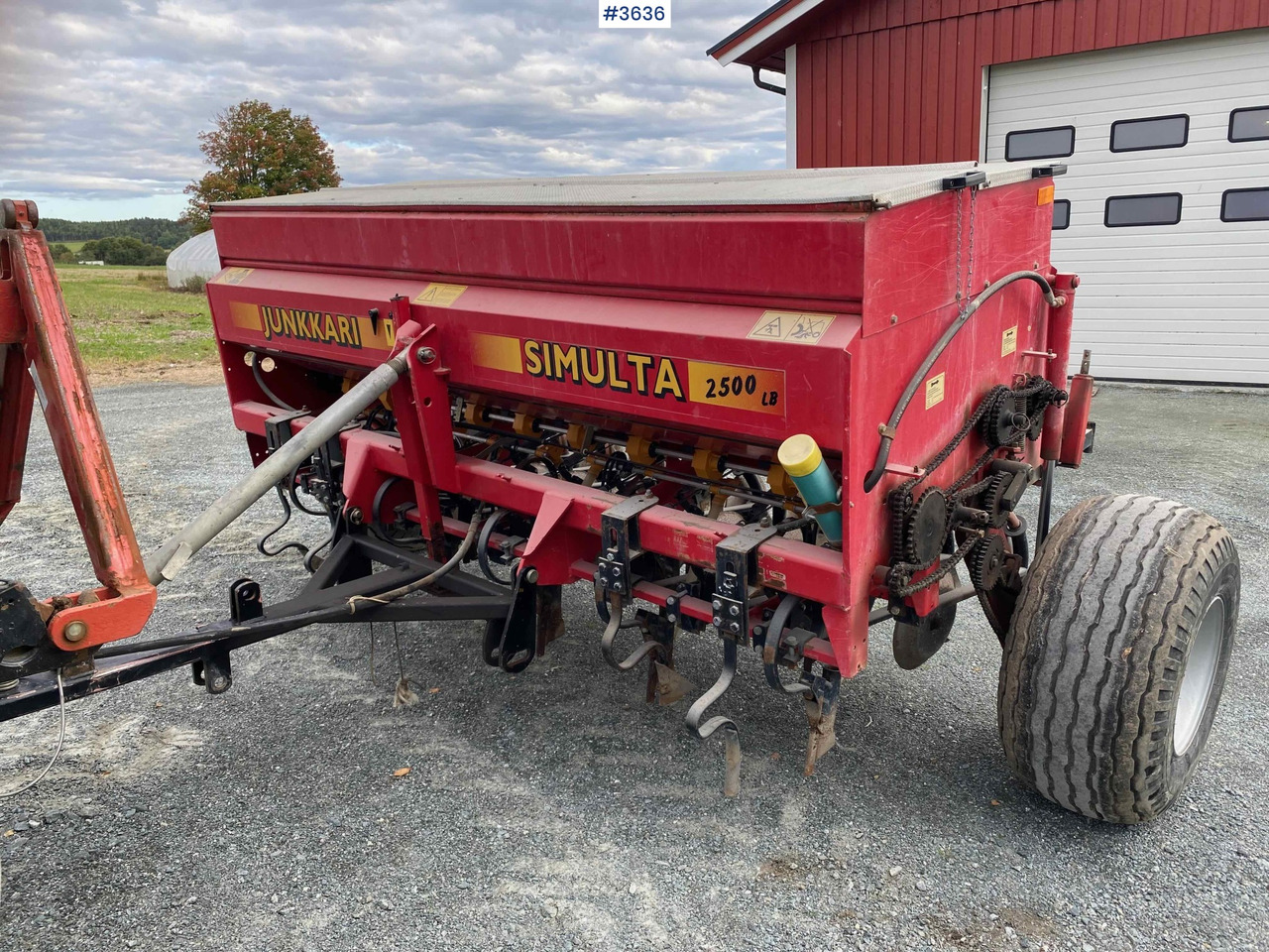 1997 Junkkari Simulta 2500 seed drill - Semeadeira: foto 3 1997 Junkkari Simulta 2500 seed drill - Semeadeira: foto 3